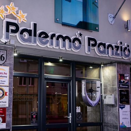 Palermo Panzio Hotel Nyiregyhaza Bagian luar foto